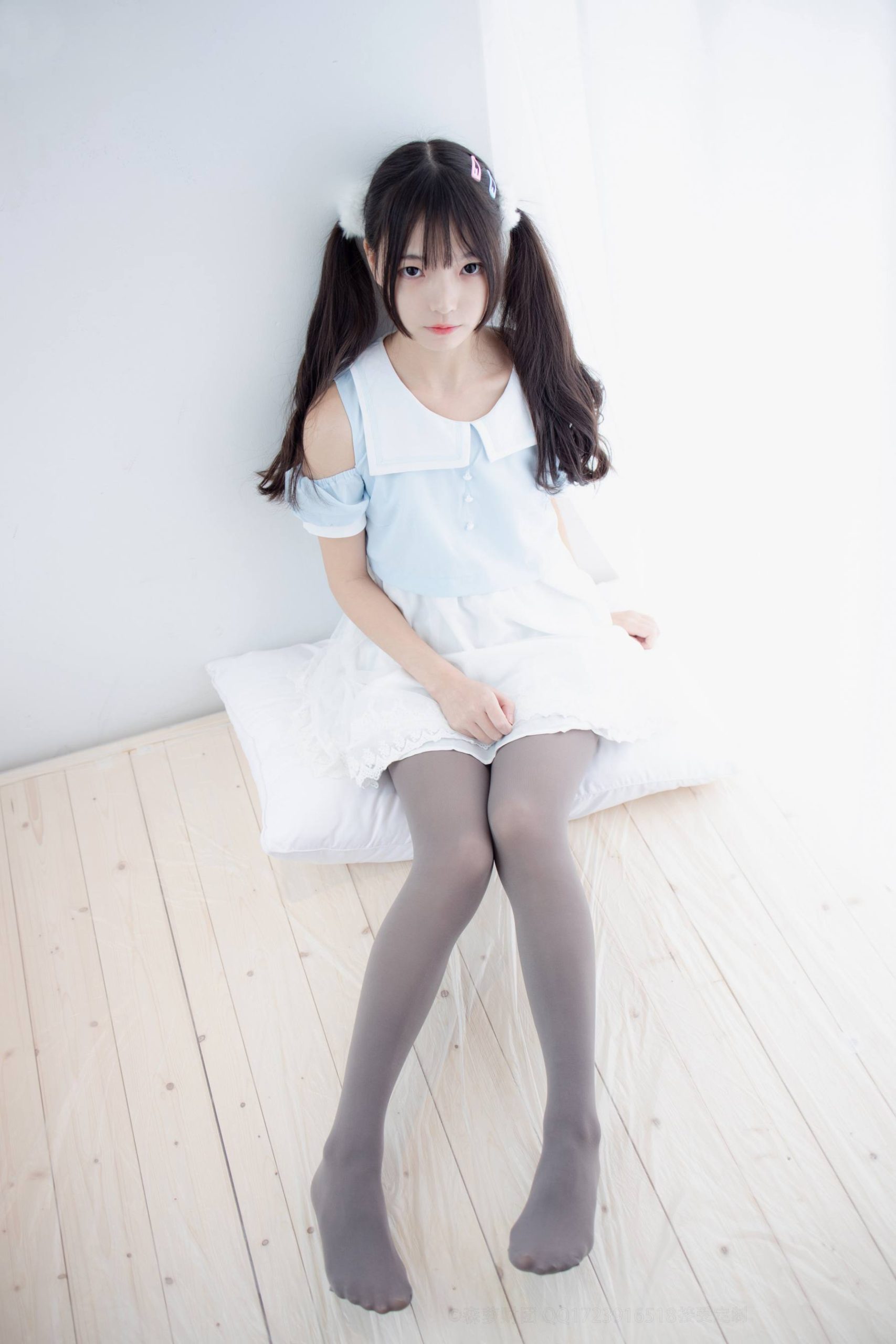 图片[2]-超级甜美的灰丝小姑娘【86P】20005-多丫图库