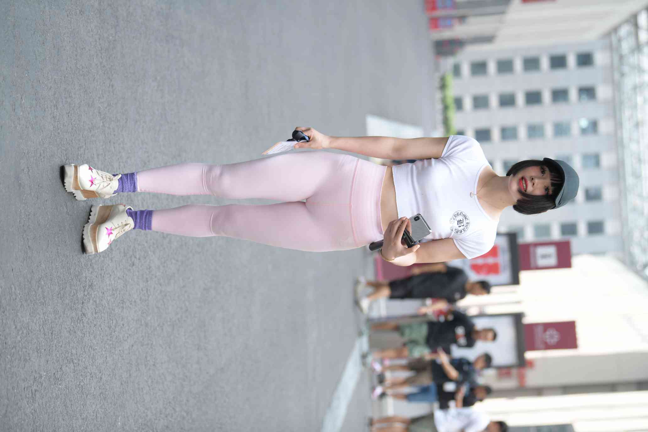 图片[2]-短发鸭舌帽时尚女生【102P】04022-多丫图库