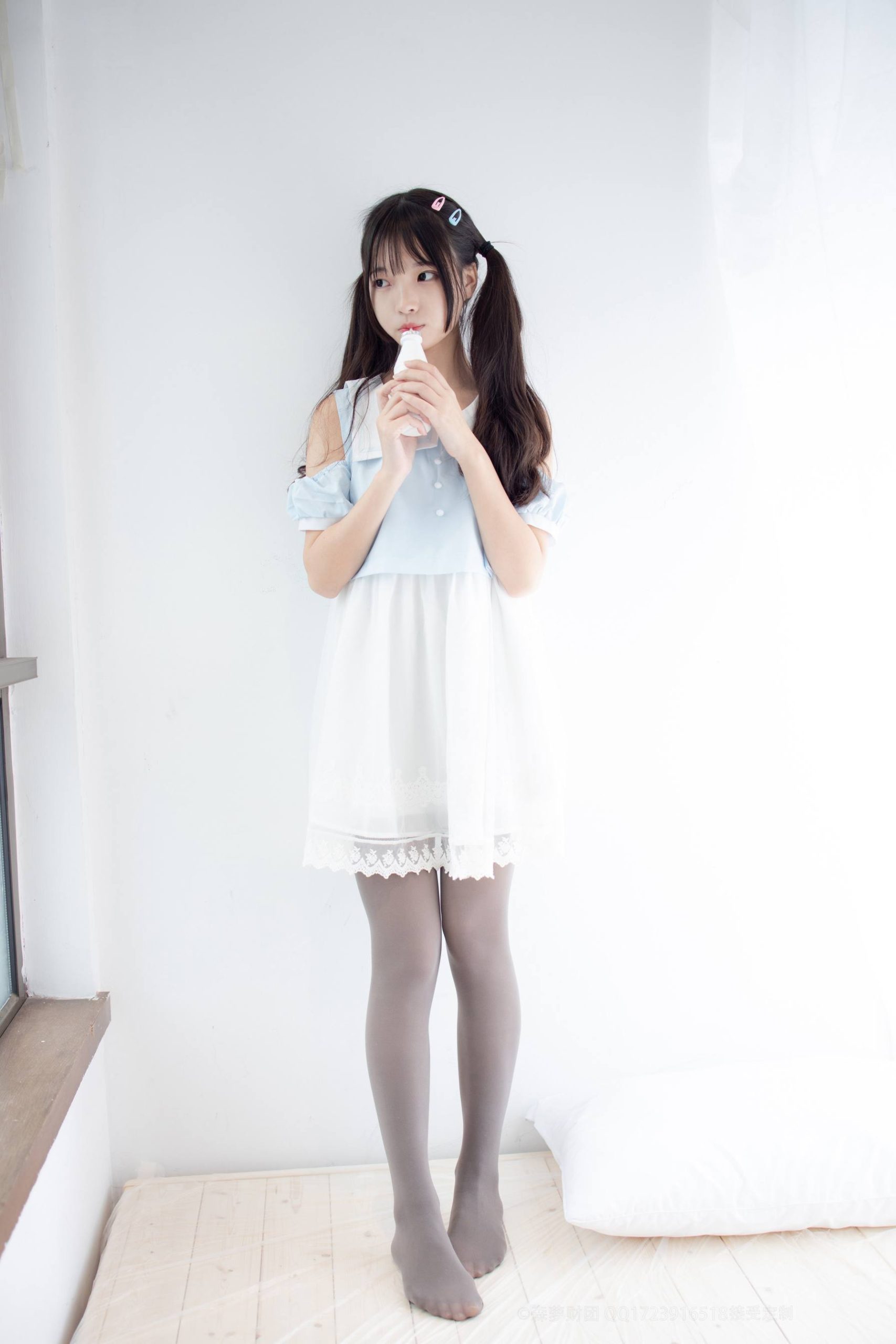 图片[6]-超级甜美的灰丝小姑娘【86P】20005-多丫图库