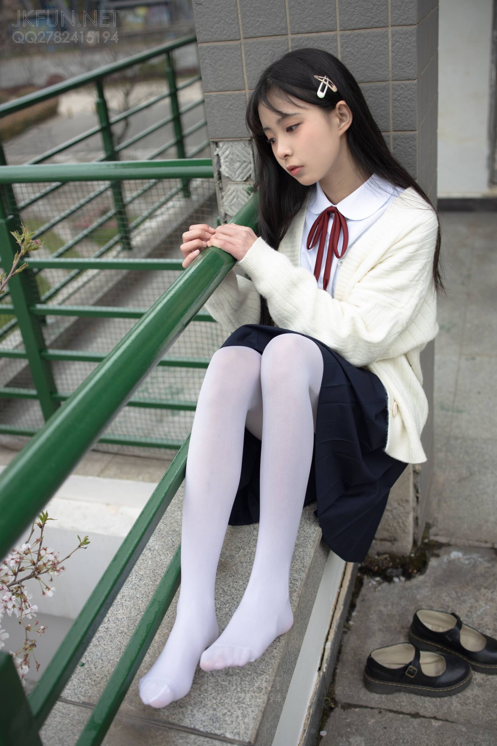 图片[5]-甜美可人的白丝姑娘【127P】20011-多丫图库