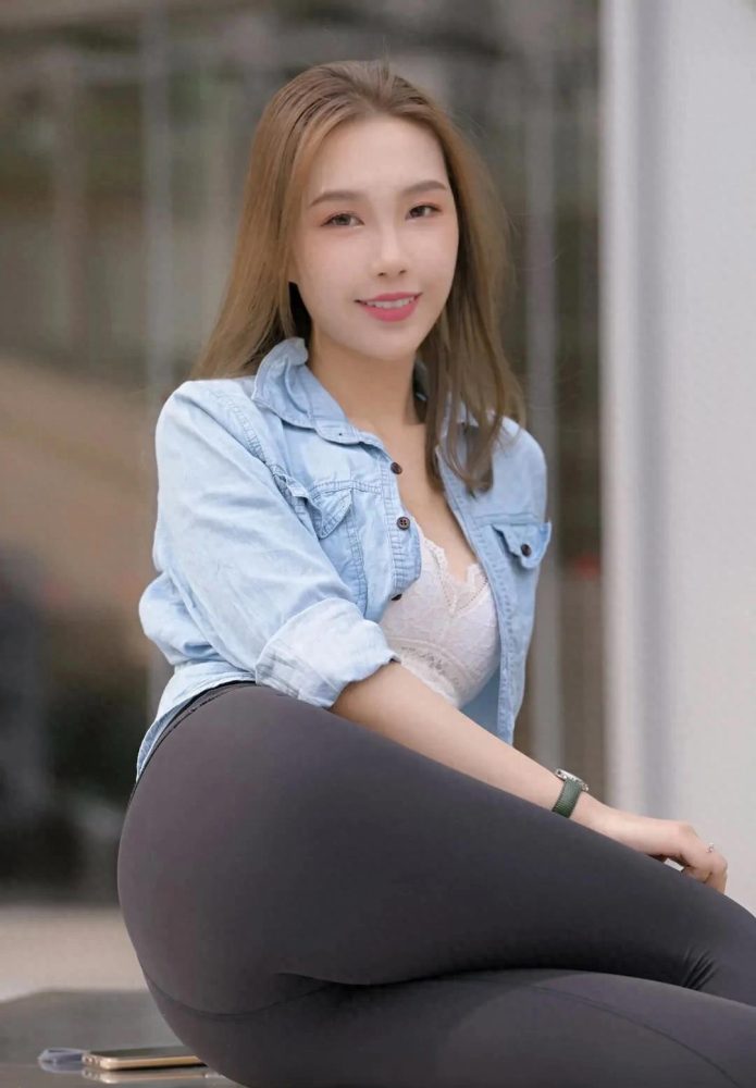 图片[2]-非常漂亮的瑜伽裤女孩J1990 733P1V-27.9GB-多丫图库