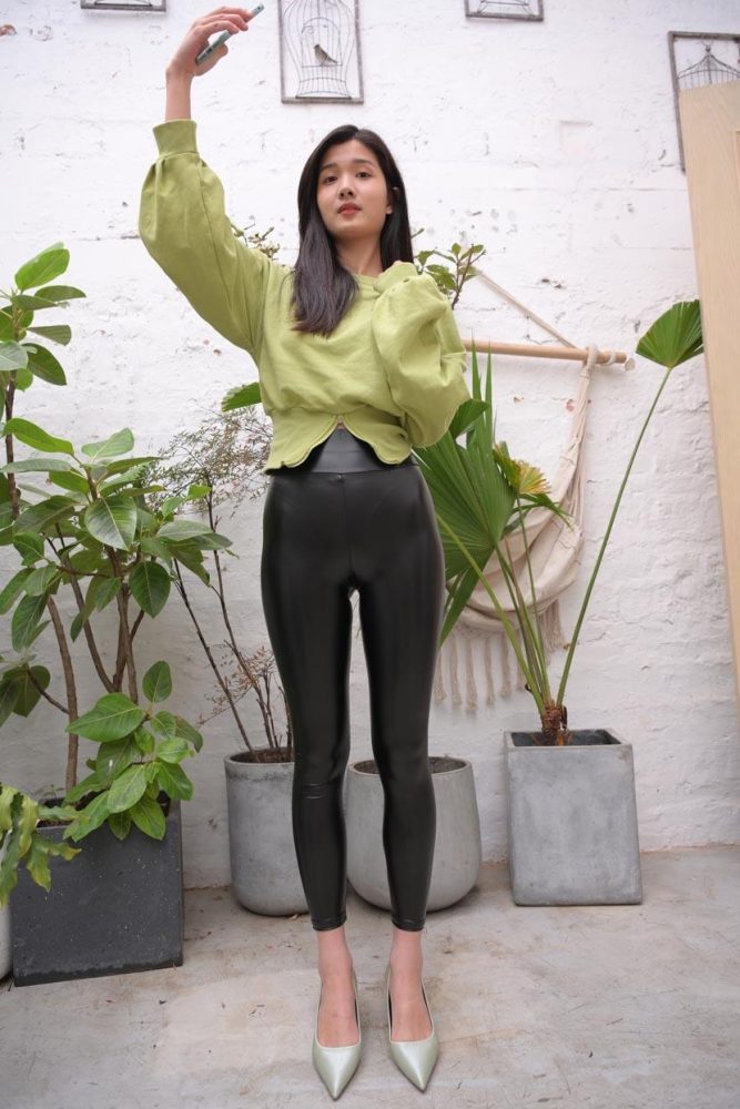 身材很棒的紧身皮裤女孩 J1537 653P1V-19.3GB-多丫图库