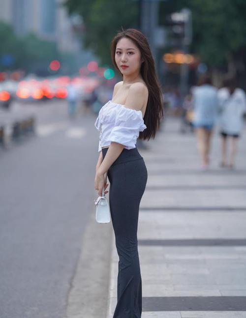 图片[3]-身材非常哇塞的瑜伽裤女孩  J1333 521P6V-21.6GB-多丫图库