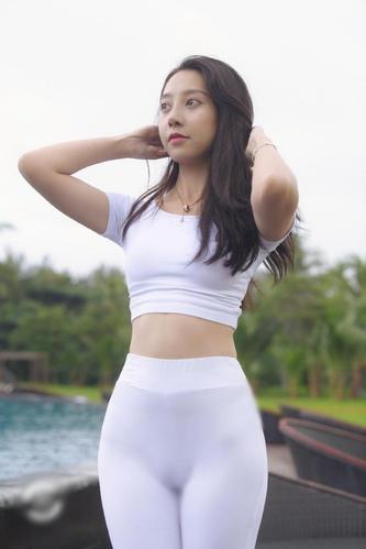 图片[2]-白色瑜伽裤柔情女孩 J1406 554P2V-21.1GB-多丫图库