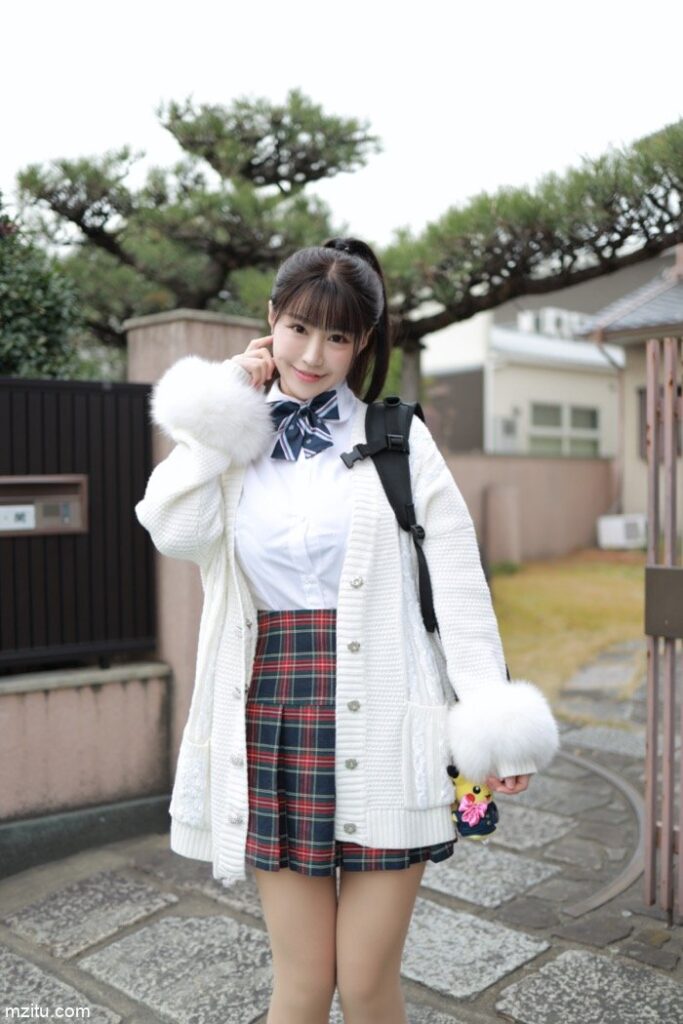 甜美小姐姐朱可儿：下课后来一场尾随的约会-多丫图库