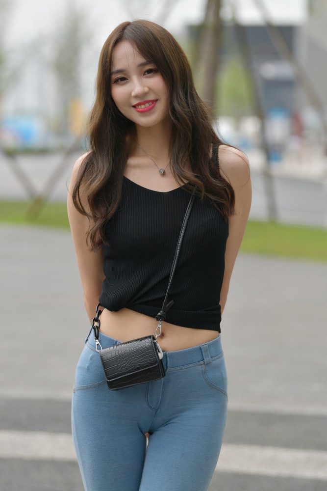 紧身牛仔裤女孩J3808 276P-3.31GB-多丫图库