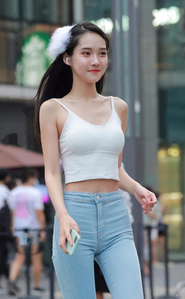 非常漂亮的牛仔裤女孩 J2144 98P1V-1.92GB-多丫图库